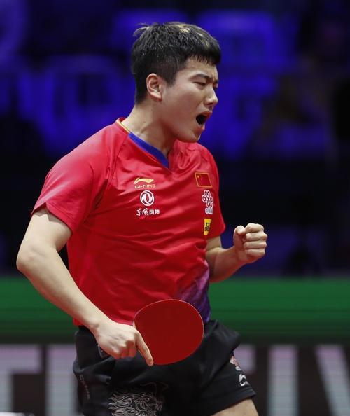 加充足的锻 加充足的锻